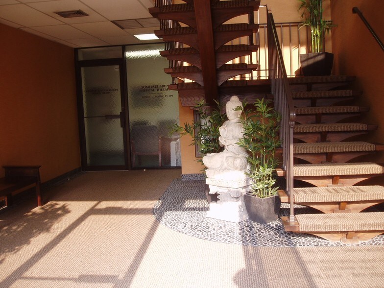 More Photos Of 150 N Finley Ave, Basking Ridge Medical For Lease