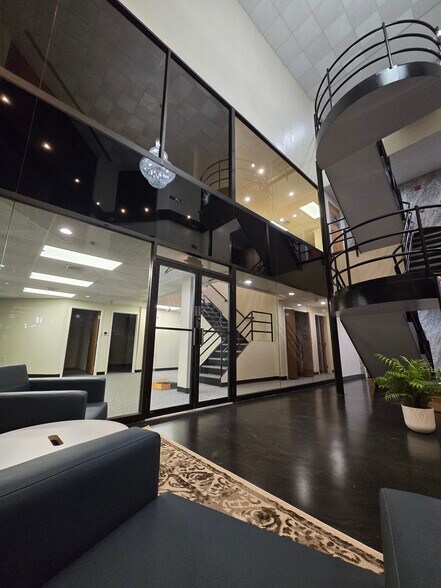 More Photos Of 850 High St, Holyoke Medical For Lease