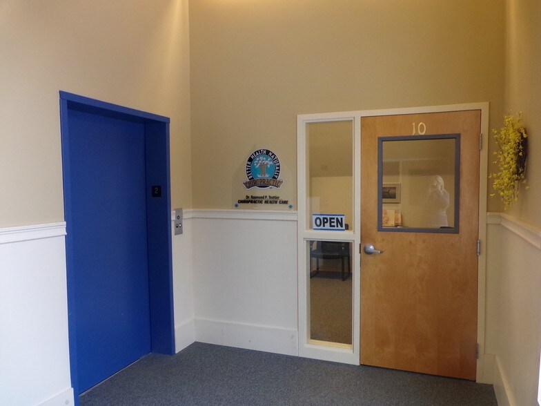 More Photos Of 171 Daniel Webster Hwy, Belmont Storefront Retail Office For Lease