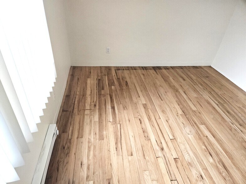 More Photos Of 1233 W 8th Ave, Eugene Apartments For Sale