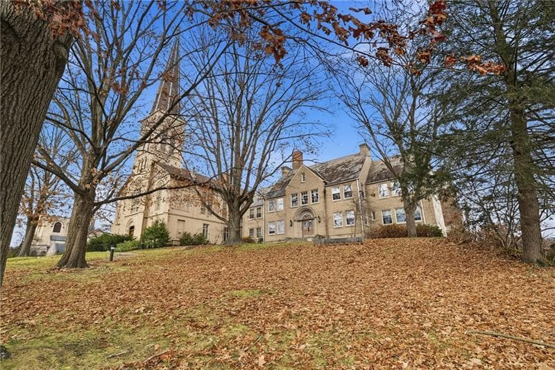 More Photos Of 230 E Jefferson St, Butler Religious Facility For Sale