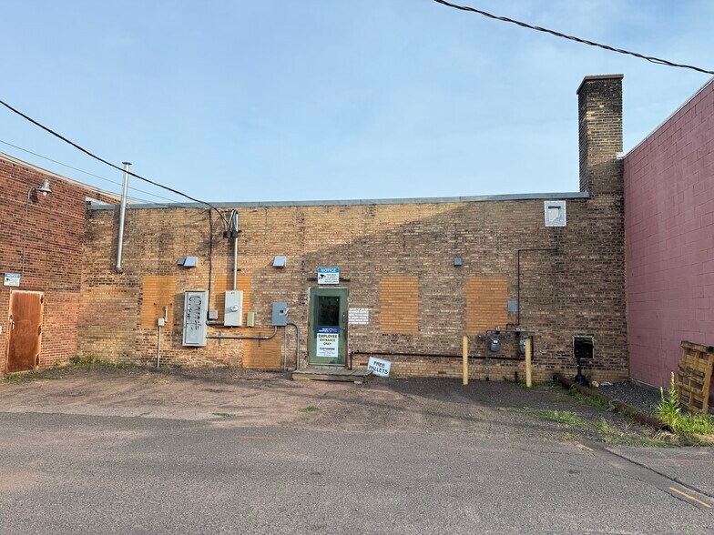More Photos Of 316 Main Street West, Ashland Storefront Retail Office For Sale