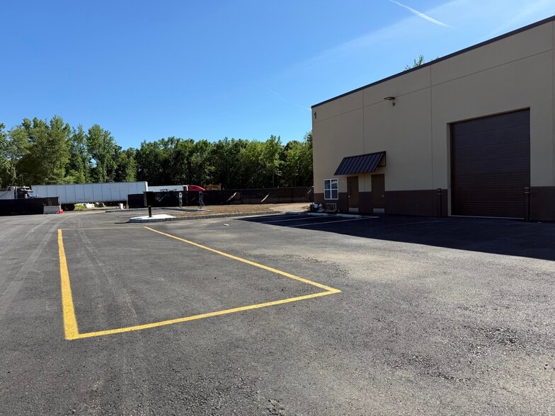 More Photos Of 7 Union Hill Rd, Monroe Township Unknown For Lease