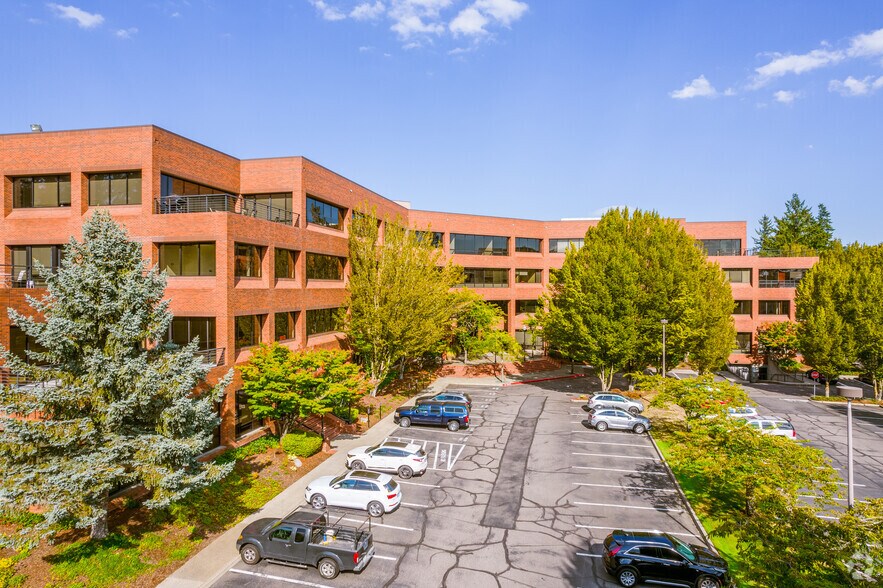 Primary Photo Of 5335 Meadows Rd, Lake Oswego Office For Lease