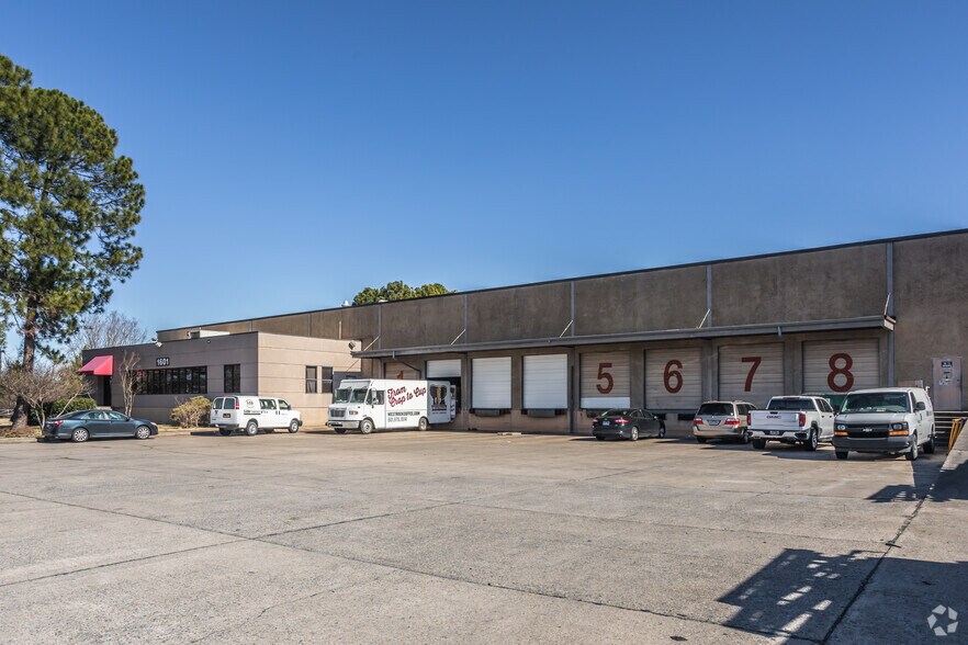 Primary Photo Of 1601 Gregory St, North Little Rock Distribution For Lease