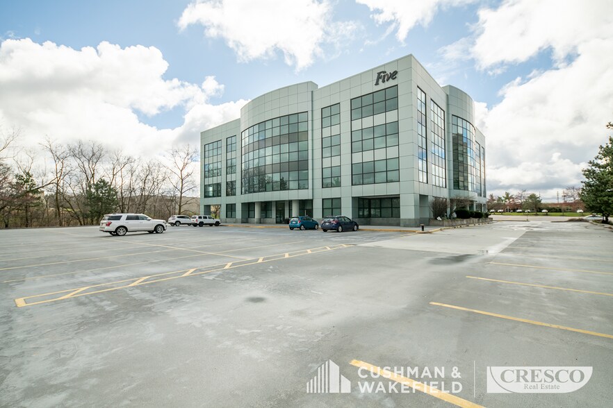 More Photos Of 23250 Chagrin Blvd, Beachwood Office For Lease