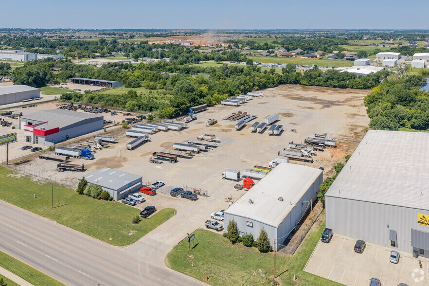 More Photos Of 2521 Council Rd, Oklahoma City Land For Lease