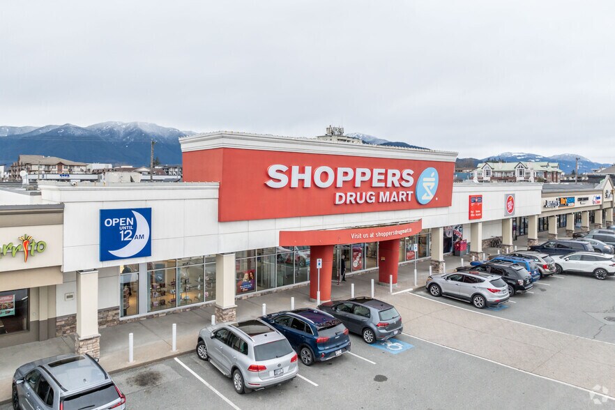 More Photos Of 45905 Yale Rd, Chilliwack Storefront For Lease
