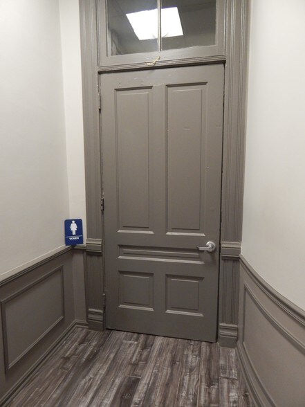 More Photos Of 1320 Sumner Ct, Cleveland Office For Lease