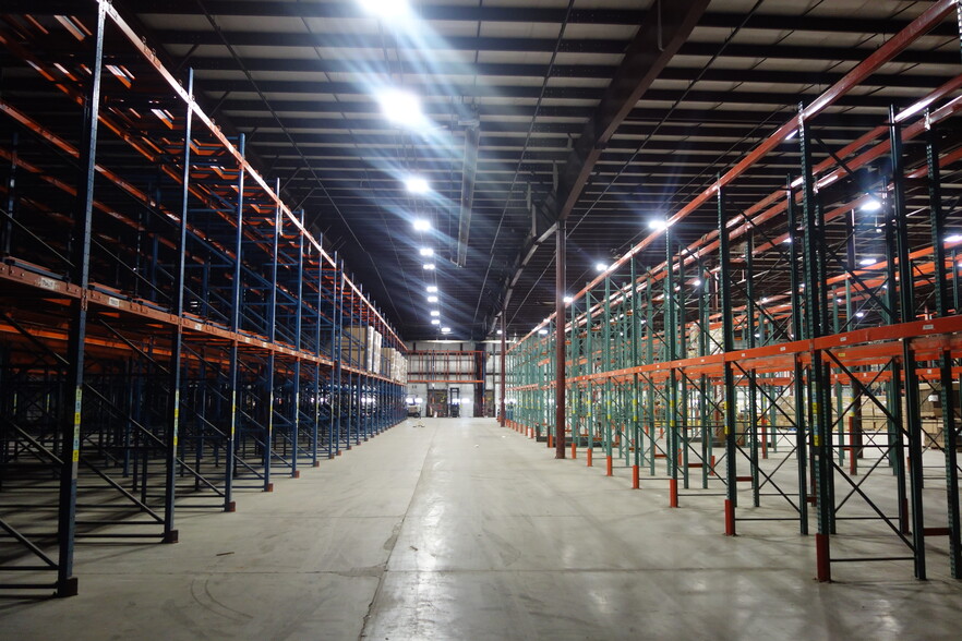 More Photos Of 17 Dikeman Dr, Goshen Warehouse For Lease