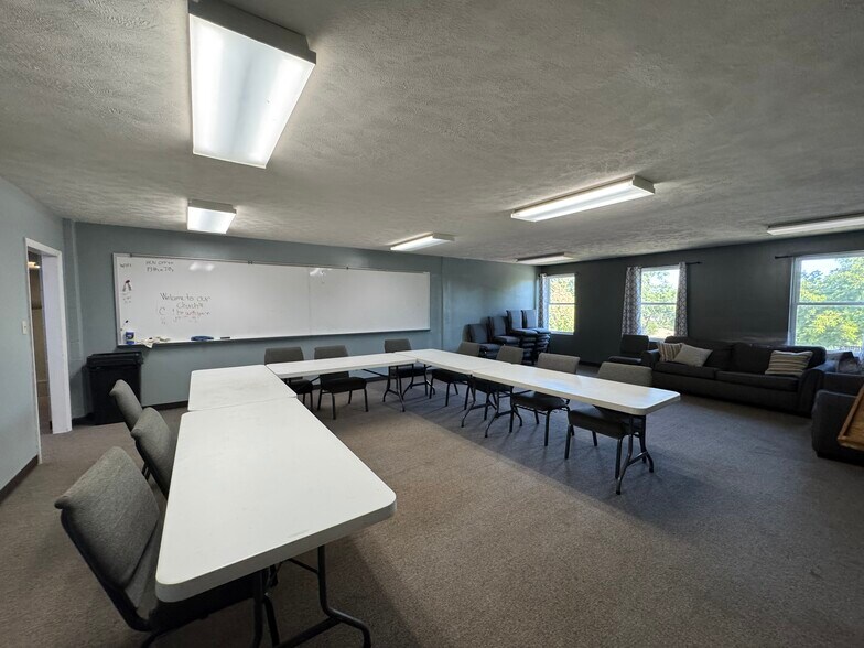 More Photos Of 2100 S 51st St, Omaha Religious Facility For Sale