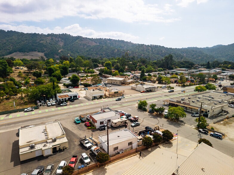 More Photos Of 501 N Ventura Ave, Oak View Auto Repair For Sale