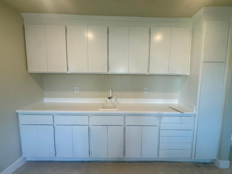 More Photos Of 5900 Wedgewood Ave, Carmichael Medical For Lease