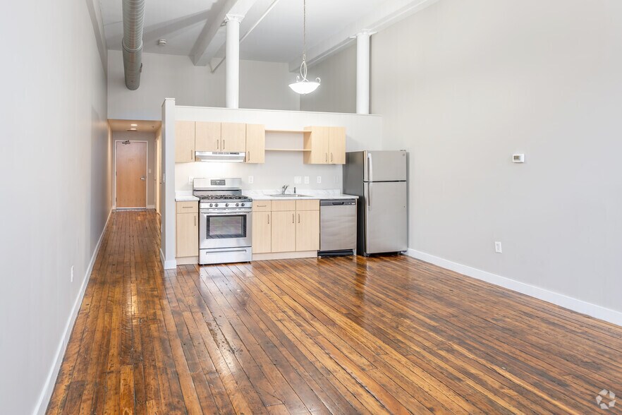 More Photos Of 166 Valley St, Providence Apartments For Sale