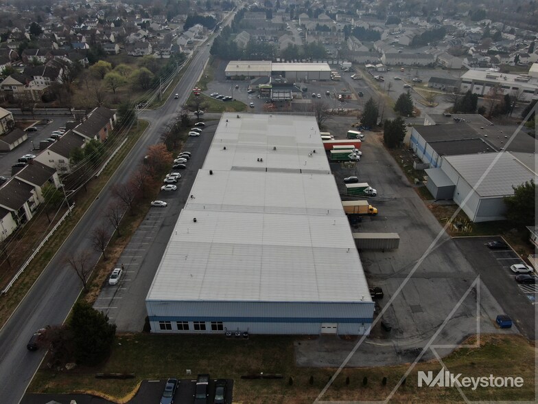 More Photos Of 1114-1124 Commons Blvd, Reading Flex For Sale