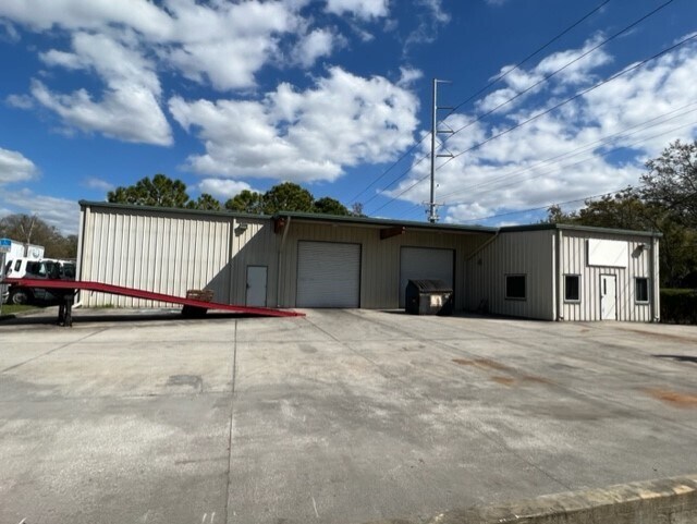Primary Photo Of 4008 E 10th Ave, Tampa Warehouse For Lease