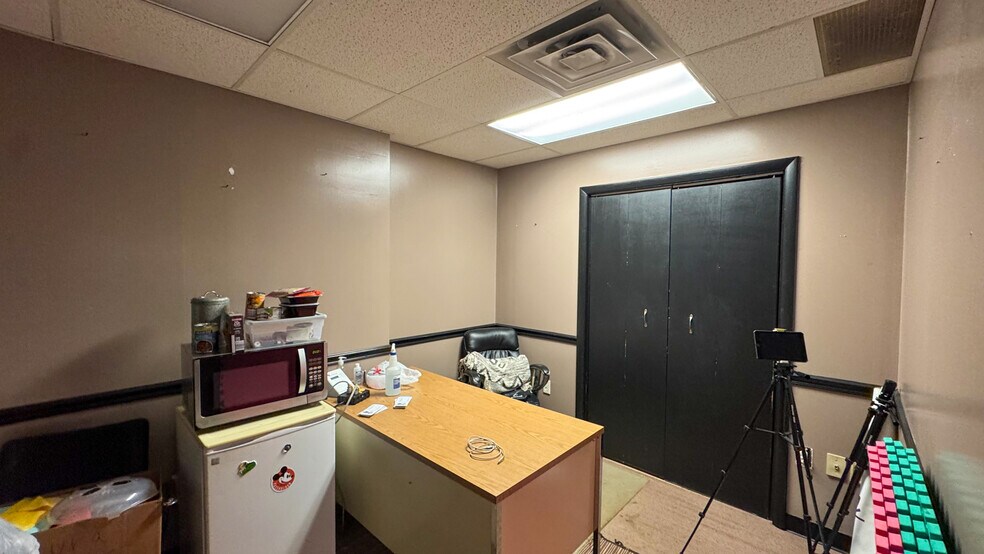 More Photos Of 5133 Darrow Rd, Hudson Health Club For Sale