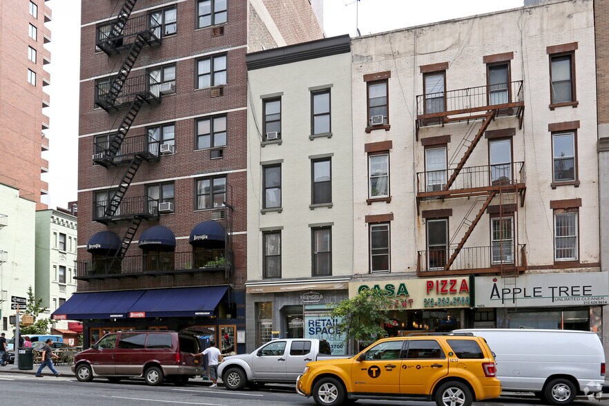 More Photos Of 1429 Third Ave, New York Apartments For Sale