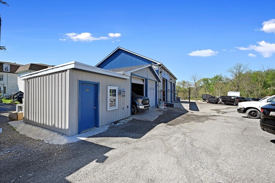 More Photos Of 2451 Baltimore Blvd, Finksburg Auto Repair For Sale