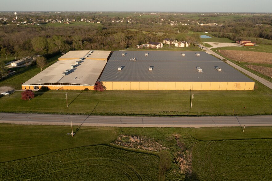 Primary Photo Of 803 SW Lorraine St, Leon Distribution For Lease