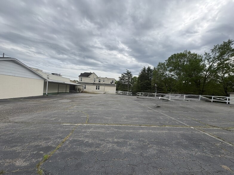 More Photos Of 2025 N Main St, Danville Religious Facility For Sale