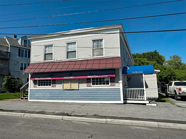 More Photos Of 86 Strongs Ave, Rutland Freestanding For Sale