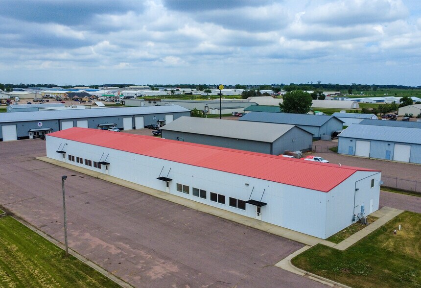 More Photos Of 47054 104th St, Sioux Falls Warehouse For Lease