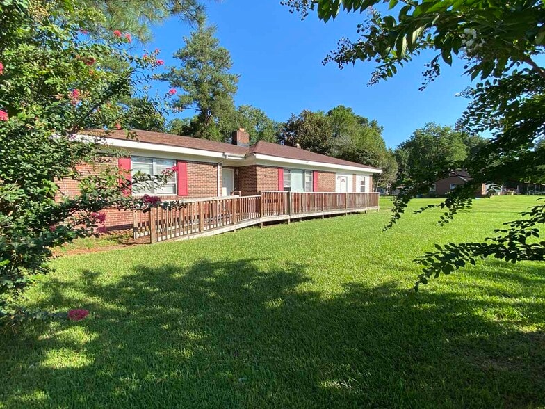 More Photos Of 1020 George Washington Hwy N, Chesapeake Daycare Center For Lease