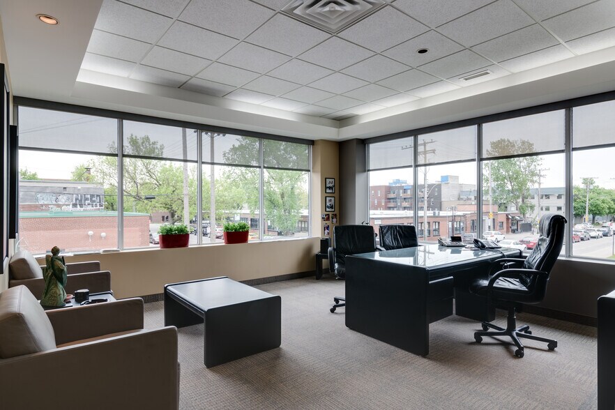 More Photos Of 2250-2300 Av Bennett, Montréal Office For Lease