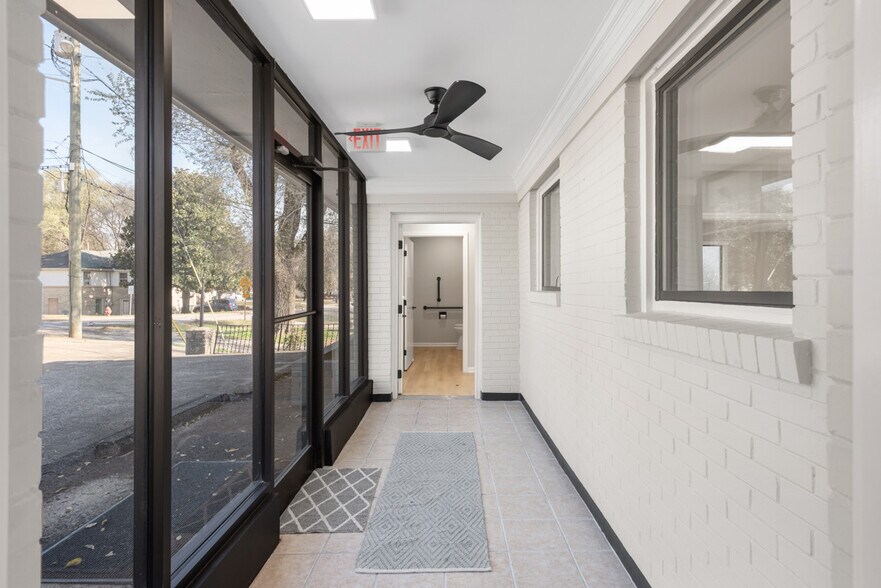 More Photos Of 130 Emmitt Ave, Madison Office For Sale