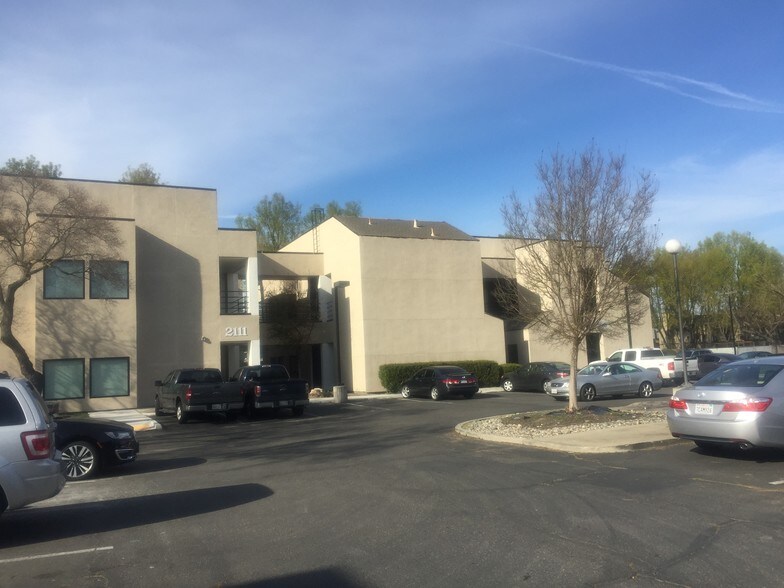 More Photos Of 2111-2119 W March Ln, Stockton Office For Lease