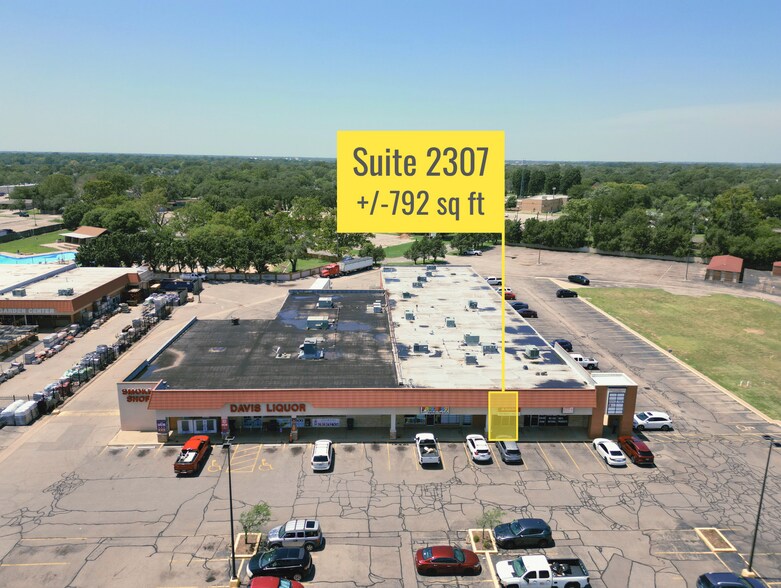 More Photos Of 2303 N Amidon St, Wichita General Retail For Lease