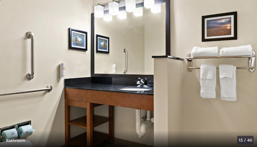 More Photos Of 2620 Santa Ursula Ave, Laredo Hotel For Sale