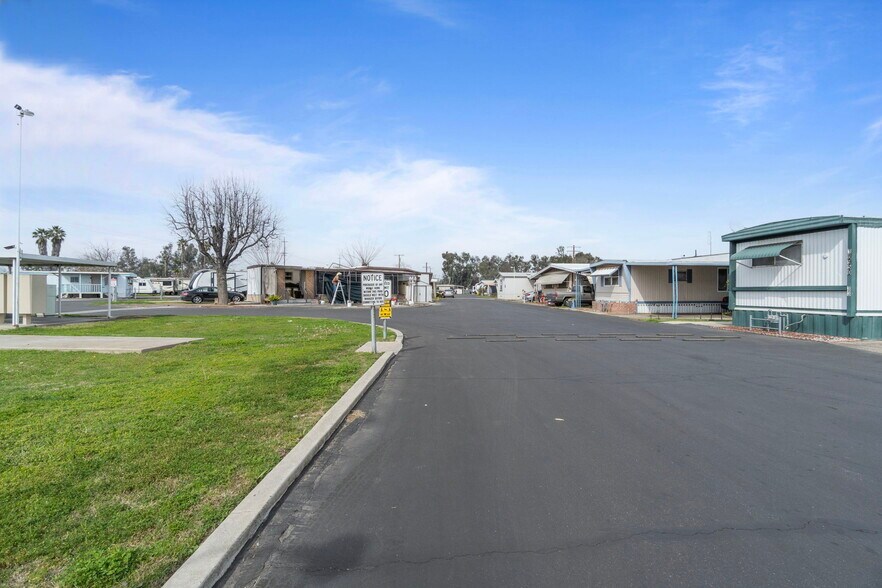 More Photos Of 10954 Hanford Armona Rd, Hanford Manufactured Housing Mobile Home Park For Sale
