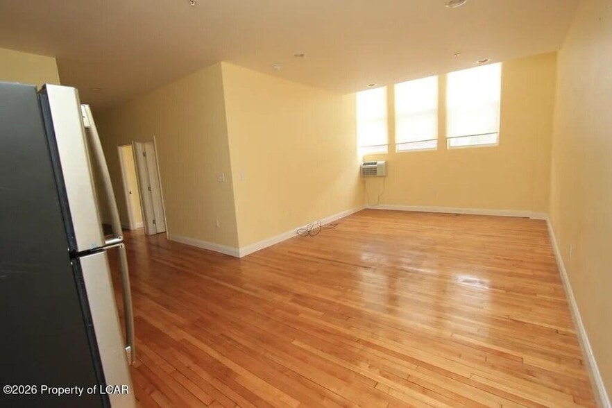 More Photos Of 611 N Main St, Plains Apartments For Sale