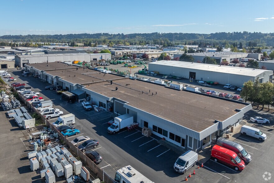 More Photos Of 131 30th St NE, Auburn Warehouse For Lease