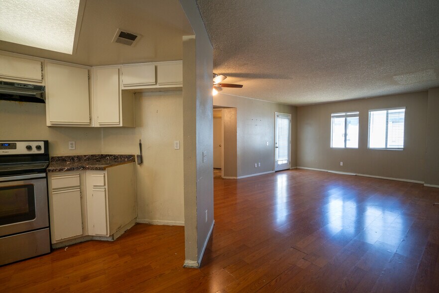 More Photos Of 7739 Bradwell Ave, Whittier Apartments For Sale