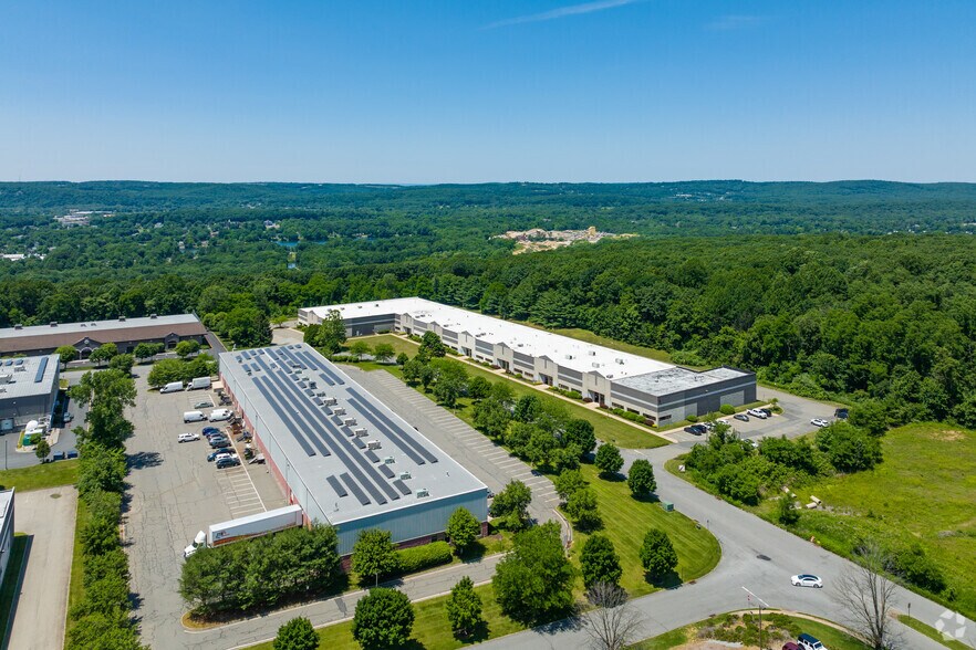 More Photos Of 4 Middlebury Blvd, Randolph Flex For Lease