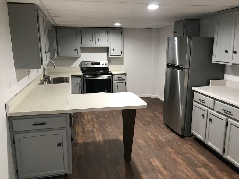 More Photos Of 318 Main St, Wampum Apartments For Sale