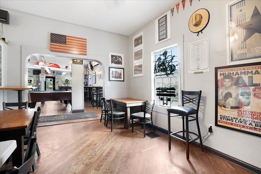 More Photos Of 1101 River Rd, New Windsor Township General Retail For Sale