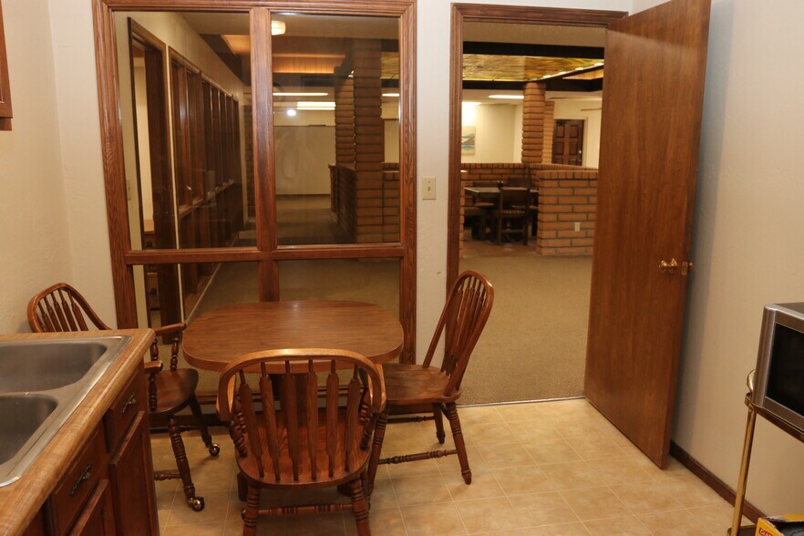 More Photos Of 428 E Southern Ave, Tempe Office For Sale