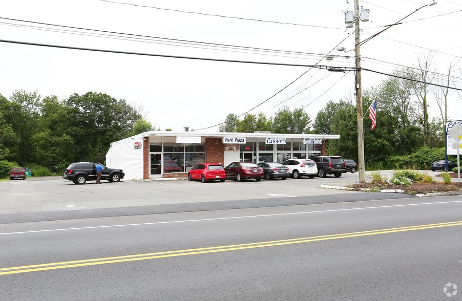 More Photos Of 49 Waterbury Rd, Prospect Storefront For Sale