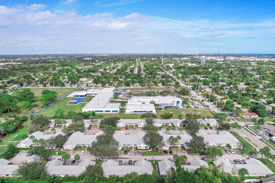 More Photos Of 1100 SW 4th Ave, Delray Beach Apartments For Sale