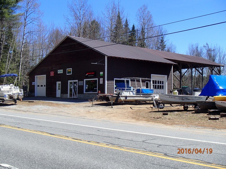 More Photos Of 177-179 State Route 28, Raquette Lake Marina For Sale