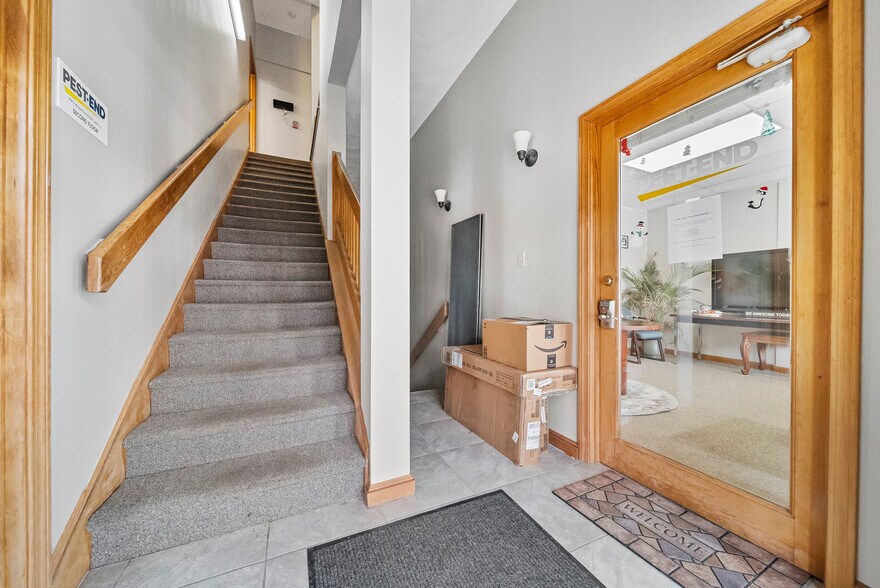 More Photos Of 91 Plaistow Rd, Plaistow Office For Sale