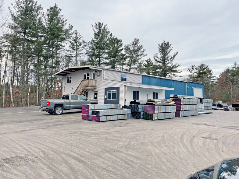 More Photos Of 4 Old Nashua Rd, Londonderry Warehouse For Lease