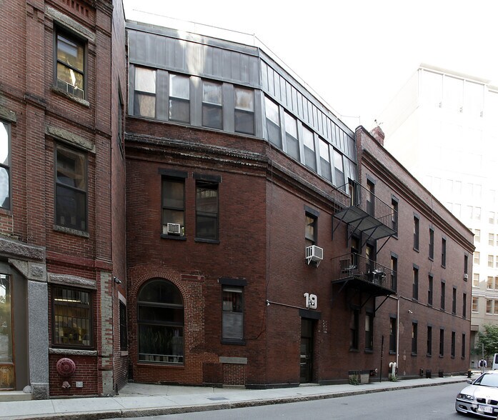 More Photos Of 19 Stanhope St, Boston Apartments For Sale