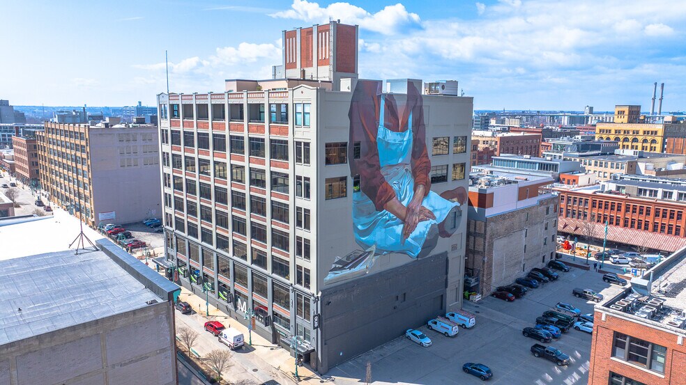 More Photos Of 320 E Buffalo St, Milwaukee Office For Lease