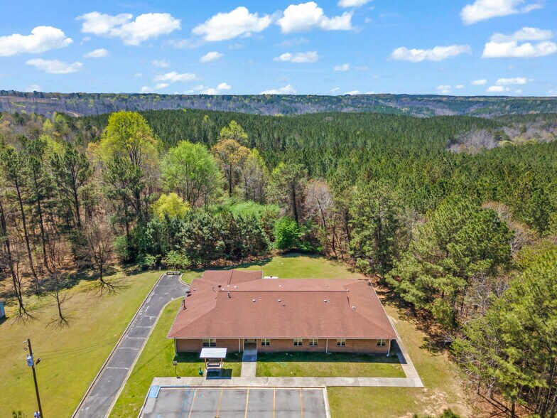 More Photos Of 9670 Smith Lake Dam Rd, Jasper Rehabilitation Center For Sale