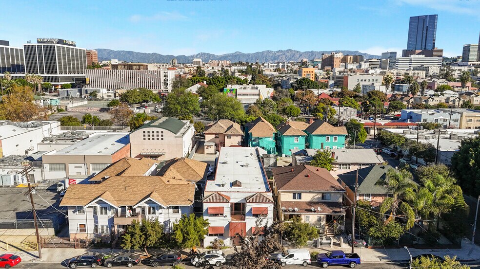 More Photos Of 1511 W 11th Pl, Los Angeles Apartments For Sale